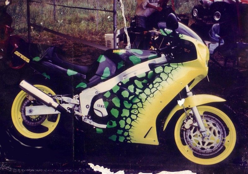1988 FZR 1000 — photo 1
